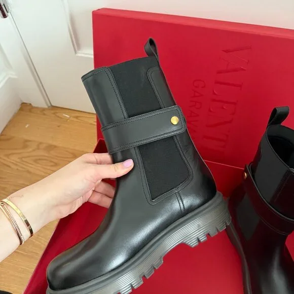 NWT Valentino Garavani Beatle 45 Ankle Boots One Stud Chunky Rubber Lug Sole - Picture 8 of 12